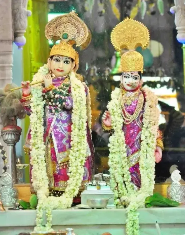 क्या आप जानते हैं राधा अष्टमी के व्रत और पूजा विधि से कैसे पाएं राधा-कृष्ण का आशीर्वाद?