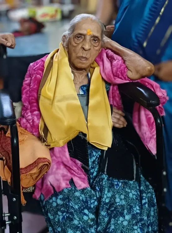 क्या रायपुर की पहली महिला विधायक रजनी ताई उपासने का निधन हो गया?