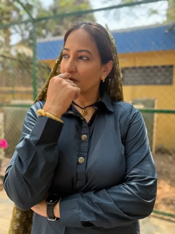 क्या एक्ट्रेस रक्षंदा खान ने ‘धाकड़ बीरा’ में चाइल्ड आर्टिस्ट के साथ काम करने का अनुभव साझा किया?