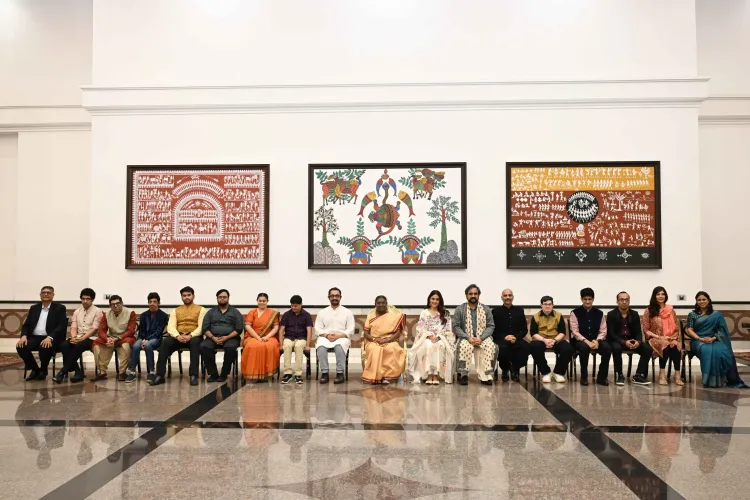 क्या राष्ट्रपति द्रौपदी मुर्मू ने फिल्म 'सितारे जमीन पर' देखी? आमिर खान और उनकी टीम भी थीं मौजूद