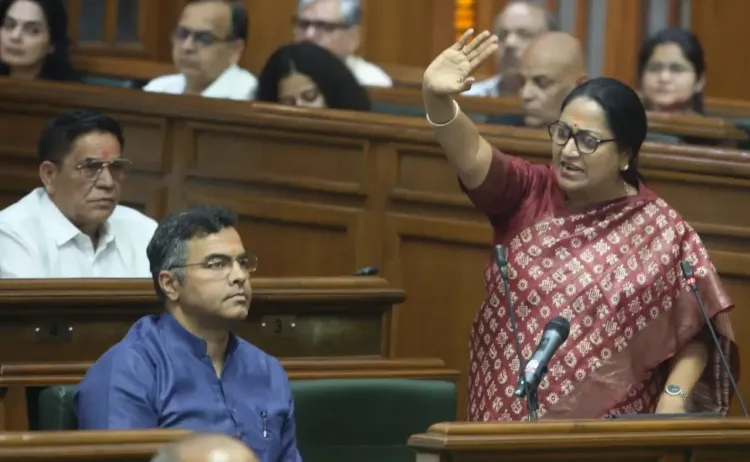 Rekha Gupta's 'Delhi's Malik' Remarks at Kejriwal with Modi-Modi Chants During Budget Announcement