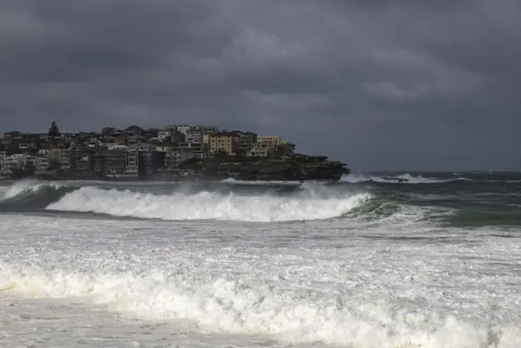 Residents Advised to Evacuate Due to Flooding Alerts in Northern Australia