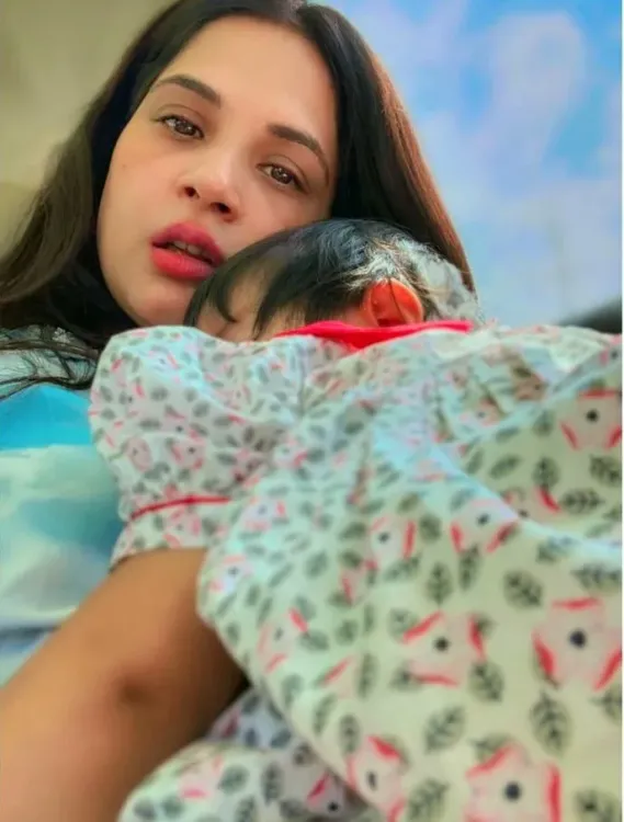 Did Richa Chadha Just Share an Adorable Moment with Baby Zuneyra?