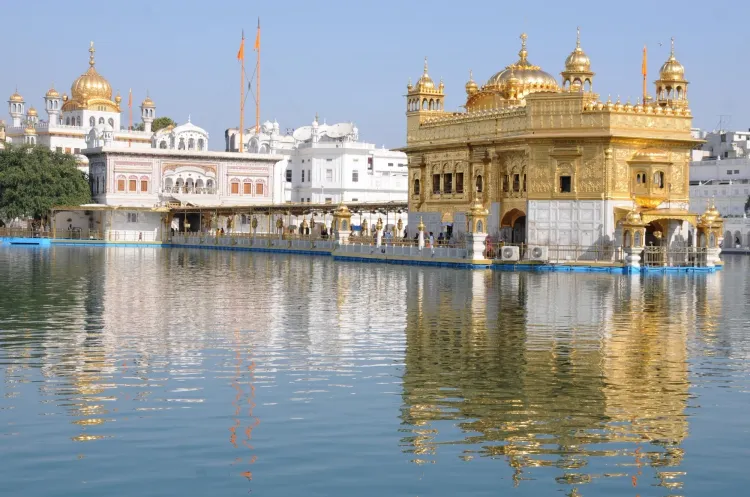 Man Armed with Rod Attacks Worshippers at Golden Temple, Taken into Custody