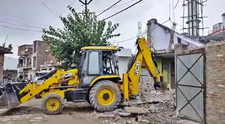 क्या चंदौसी में नगरपालिका की जमीन से रजा-ए-मुस्तफा मस्जिद हटाई गई?