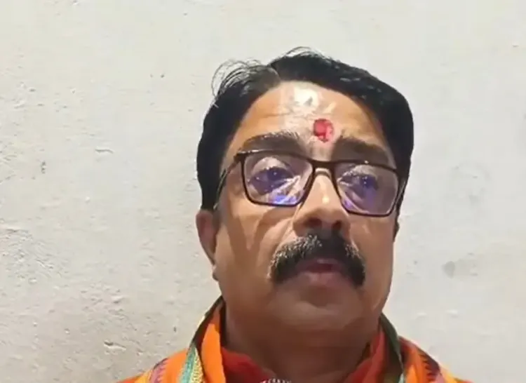 क्या संविधान की प्रस्तावना में धर्म निरपेक्ष और समाजवाद शब्द बाद में जोड़े गए?