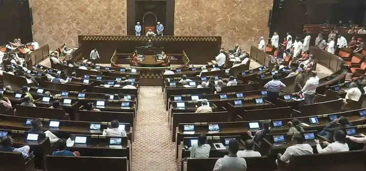 क्या बिहार एसआईआर को लेकर चर्चा की मांग पर अड़ा विपक्ष?