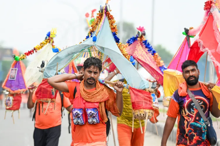 क्या ग्रेटर नोएडा में शिवरात्रि पर बारिश ने भक्तों का उत्साह बढ़ाया?