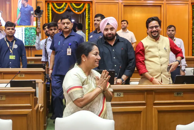 Should the CAG Report on AAP Governance Be Sent to the PAC?