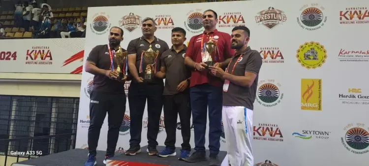Senior National Wrestling: SSCB's Lalit, Parvesh, Vinayak, and Ankit Secure Gold as Services Excel
