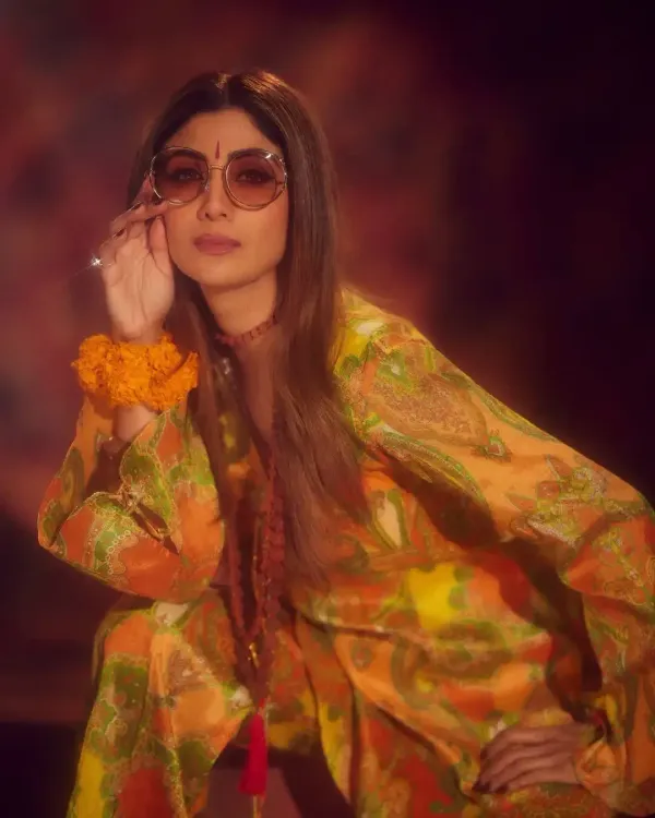Did Shilpa Shetty Pay Tribute to Zeenat Aman?