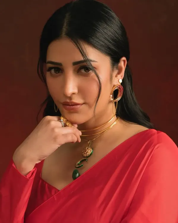 Did Shruti Haasan Just Make a Comeback on Instagram?