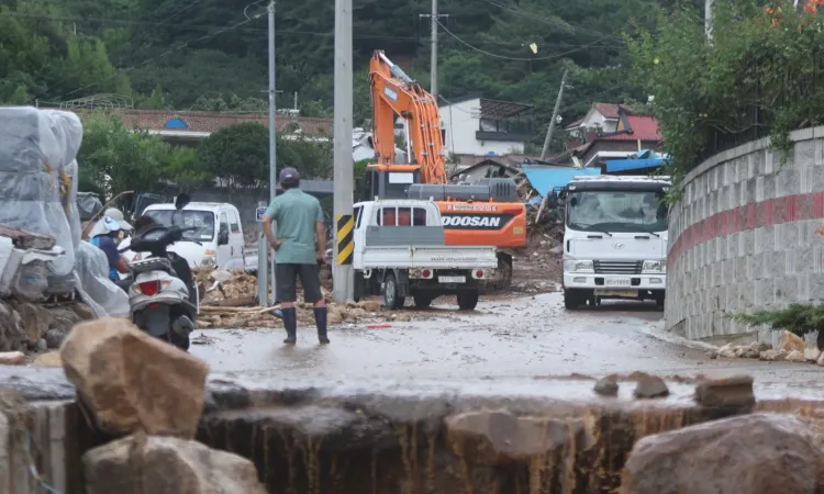 What Are the Impacts of Heavy Rains and Landslides in South Korea?