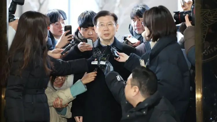 South Korea: Acting President Accepts Resignation of Presidential Security Chief