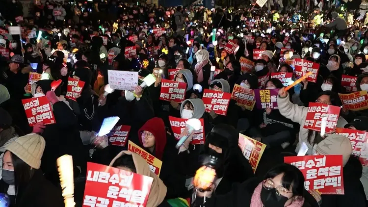 South Korea: Civic Organizations Persist with Candlelight Vigils Demanding Yoon's Impeachment