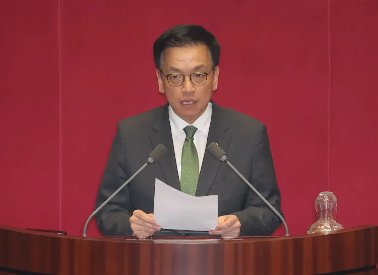 Why Did South Korea's Finance Minister Choi Resign?