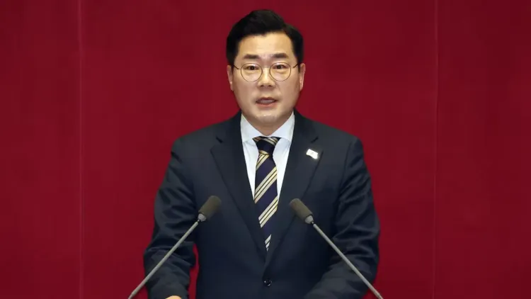 South Korea: Major Opposition Celebrates Passage of Yoon's Impeachment Motion as a Triumph for Citizens and Democracy