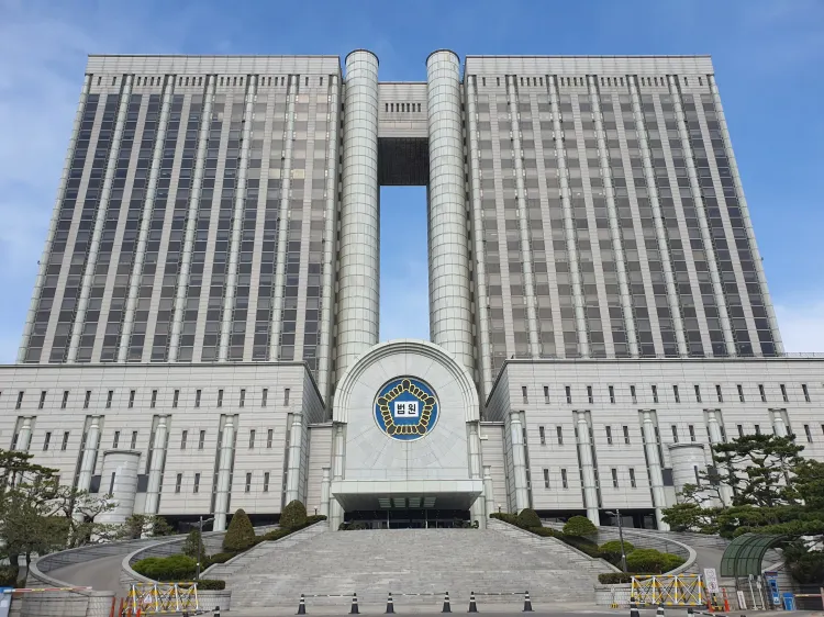 South Korea: Yoon Granted Access to Court via Underground Parking for Initial Criminal Hearing