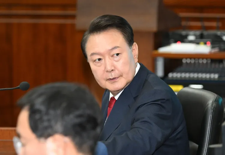 South Korea: Yoon Participates in Second Insurrection Trial Hearing Under Press Spotlight