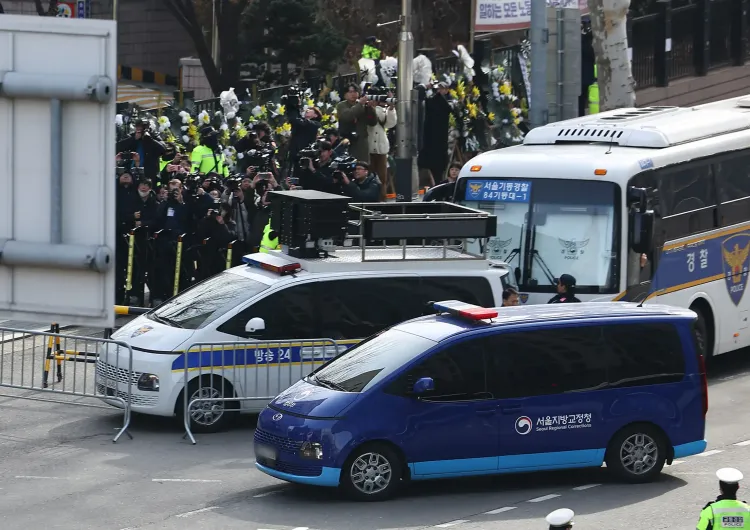 South Korean President Yoon Not to Attend Questioning Today: Legal Representatives