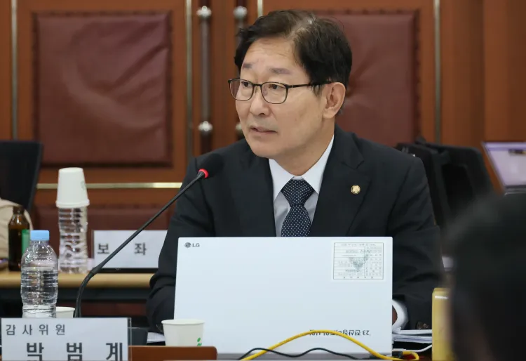 Former South Korean Defence Minister Allegedly Ordered Drone Operations Over Pyongyang in October: Lawmaker