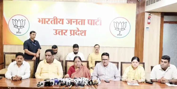 क्या सपा के लिए महिला सांसद की गरिमा से अधिक अल्पसंख्यक वोट बैंक महत्वपूर्ण है?: मंत्री बेबी रानी मौर्या