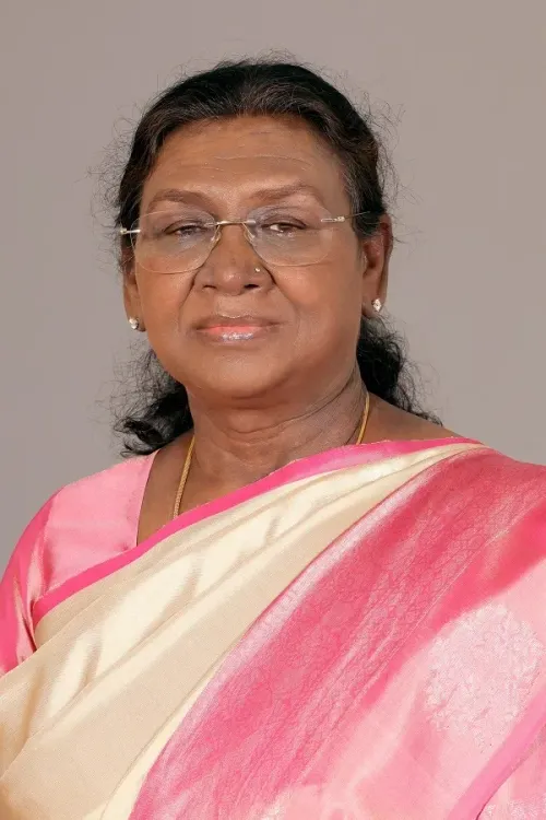 Did President Murmu Visit the Family of a Self-Immolated Student at AIIMS Bhubaneswar?