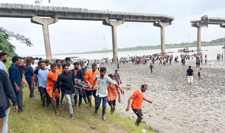 What Happened When the Gambhira-Mujpur Bridge Collapsed in Gujarat’s Vadodara?