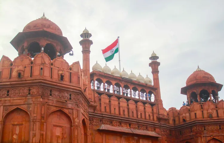 क्या लाल किला स्वतंत्रता दिवस पर छावनी में तब्दील हो गया है? ज्वाइंट सीपी बोले- दिल्ली में सुरक्षा अभेद्य
