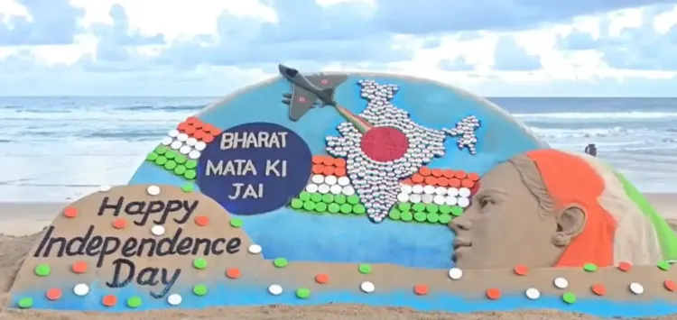क्या स्वतंत्रता दिवस पर सुदर्शन पटनायक ने 'ऑपरेशन सिंदूर' की कहानी रेत पर बयां की?