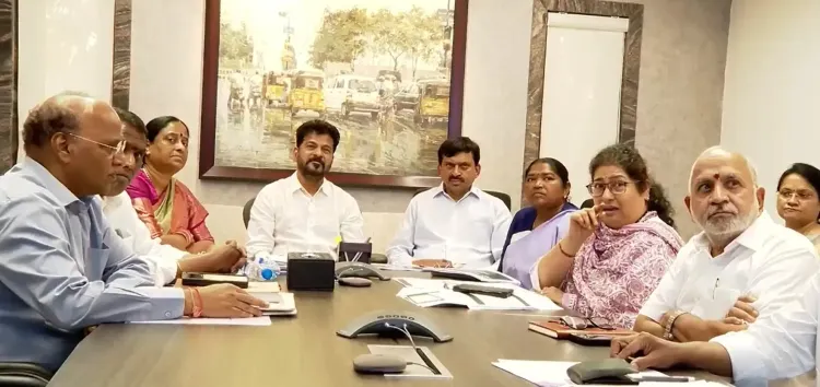 क्या तेलंगाना के मेदाराम और बसारा मंदिरों का होगा कायाकल्प? मुख्यमंत्री रेवंत रेड्डी ने की समीक्षा बैठक