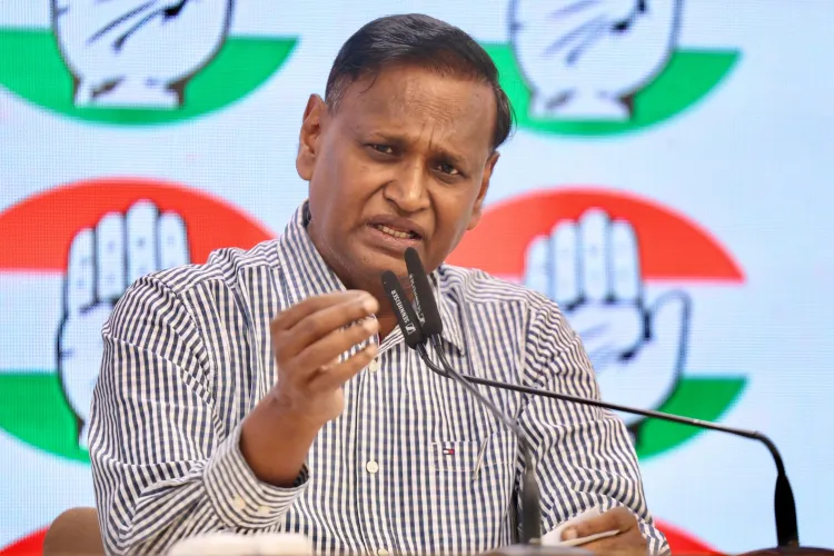 Should Tharoor Acknowledge His Mistake Instead of Concealing It with English Jargon?