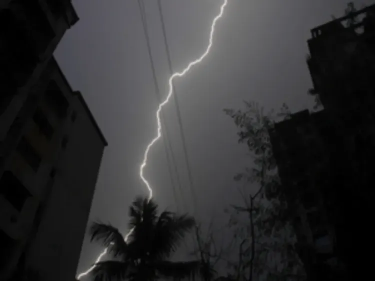 What Happened in Bihar's Nalanda? Three Lives Lost to Lightning Strikes!