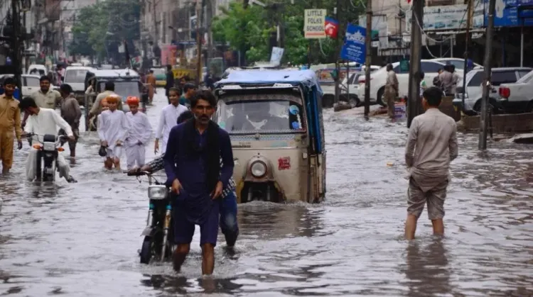 How Many Lives Have Torrential Rains Claimed in Pakistan?