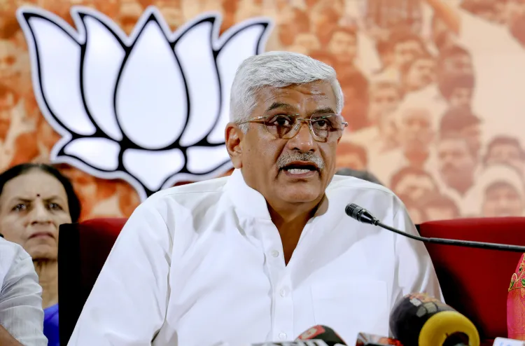 Is Union Minister questioning Keeladi excavation findings?