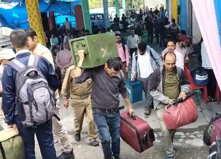 क्या उत्तराखंड पंचायत चुनाव के पहले चरण के लिए 89 पोलिंग पार्टियां रवाना हो गईं?