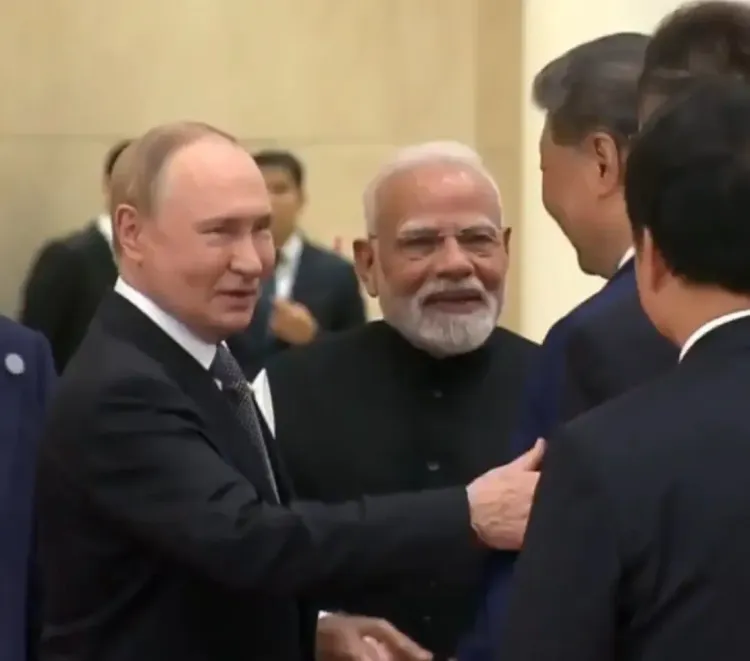 क्या रूस ने पीएम मोदी, पुतिन और जिनपिंग की मुलाकात का खास वीडियो साझा किया?