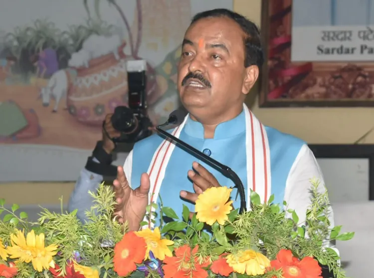 क्या विधायक पूजा पाल ने अखिलेश यादव पर सवाल उठाए?