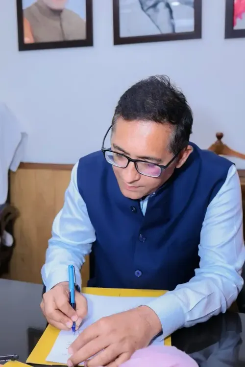 क्या विधि आयोग के सदस्य हितेश जैन ने पूर्व जजों को जवाब दिया? इस लॉबी को बेनकाब करना क्यों जरूरी है?