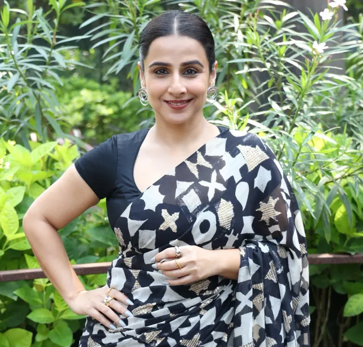 Did Vidya Balan Seek Blessings from Lord Venkateswara at Tirumala Temple?
