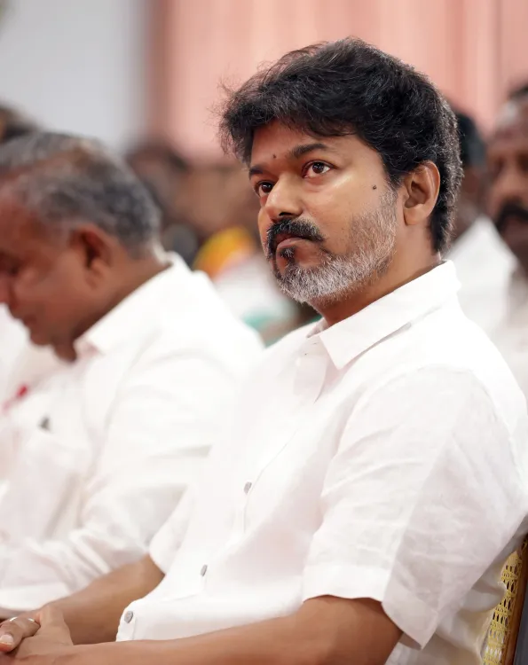 Why Did Vijay Condemn the Detention of Opposition MPs During the Delhi Protest?