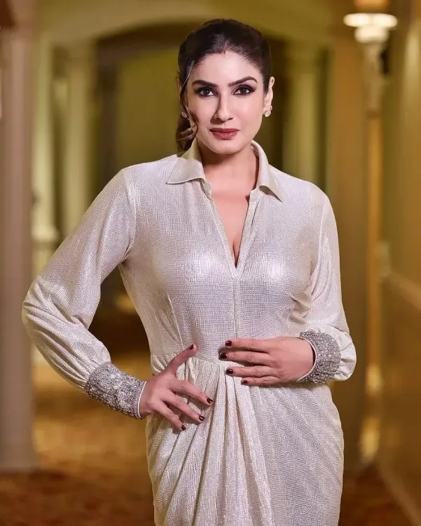When Raveena Tandon Playfully Commented, 'You Let Me Off Too Cheap'