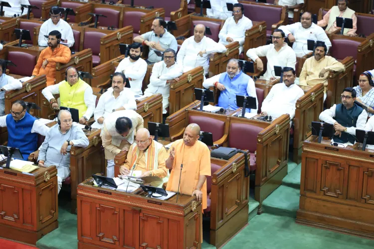 क्या योगी सरकार ने श्री बांके बिहारी मंदिर न्यास गठन के लिए विधेयक पेश किया?