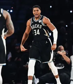 NBA Cup SF: Giannis, Dame combine to power Bucks to victory over Hawks