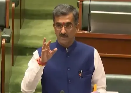 Nearly 96,000 hazardous buildings found in Mumbai: Maha Minister 