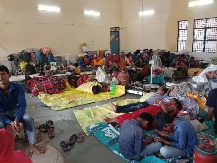 क्या नोएडा के कई इलाके जलमग्न हो गए हैं? 8 राहत शिविरों में 3 हजार से ज्यादा बाढ़ पीड़ितों को मिल रही सुविधा