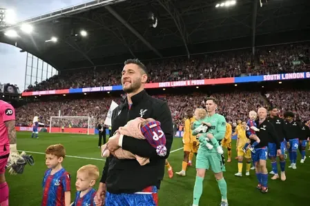 Palace beat Wolves as Joel Ward bids goodbye to Selhurst Park 