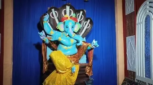 क्या घाटाल में गणेश पूजा की परंपरा 2018 से भव्य बन रही है?