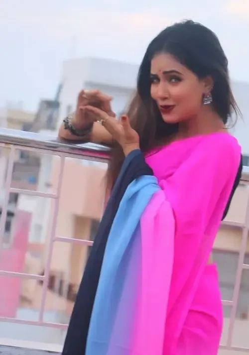 क्या त्रिशा कर ने 'पहली पहली बार मोहब्बत' से लेकर 'मजनूआ पर भीड़' तक शानदार रील बनाई?