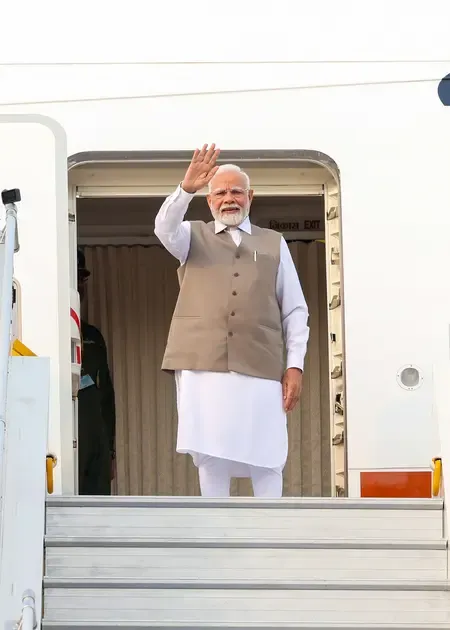 Is India Ready for a Leader Like Narendra Modi? Canadian Diaspora Welcomes G7 Invitation